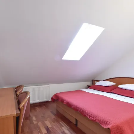 Pet Friendly In With Sauna Sinj