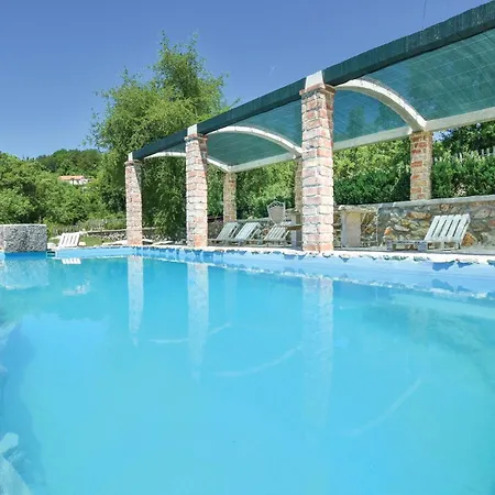 Pet Friendly In With Sauna Vakantiehuis Sinj